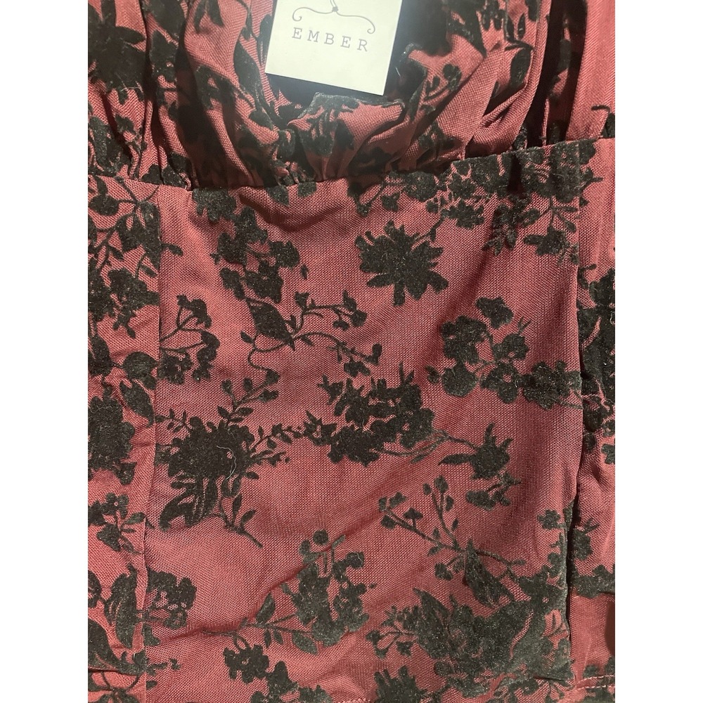 Ember Womens Burgundy  Long‎ Sleeve  Black Large velvet  Witchy Floral Goth NWT - Picture 3 of 4